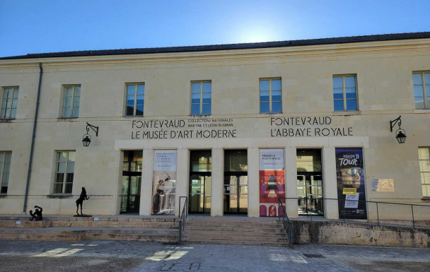 9 avril sortie Fontevraud et Rochemenier